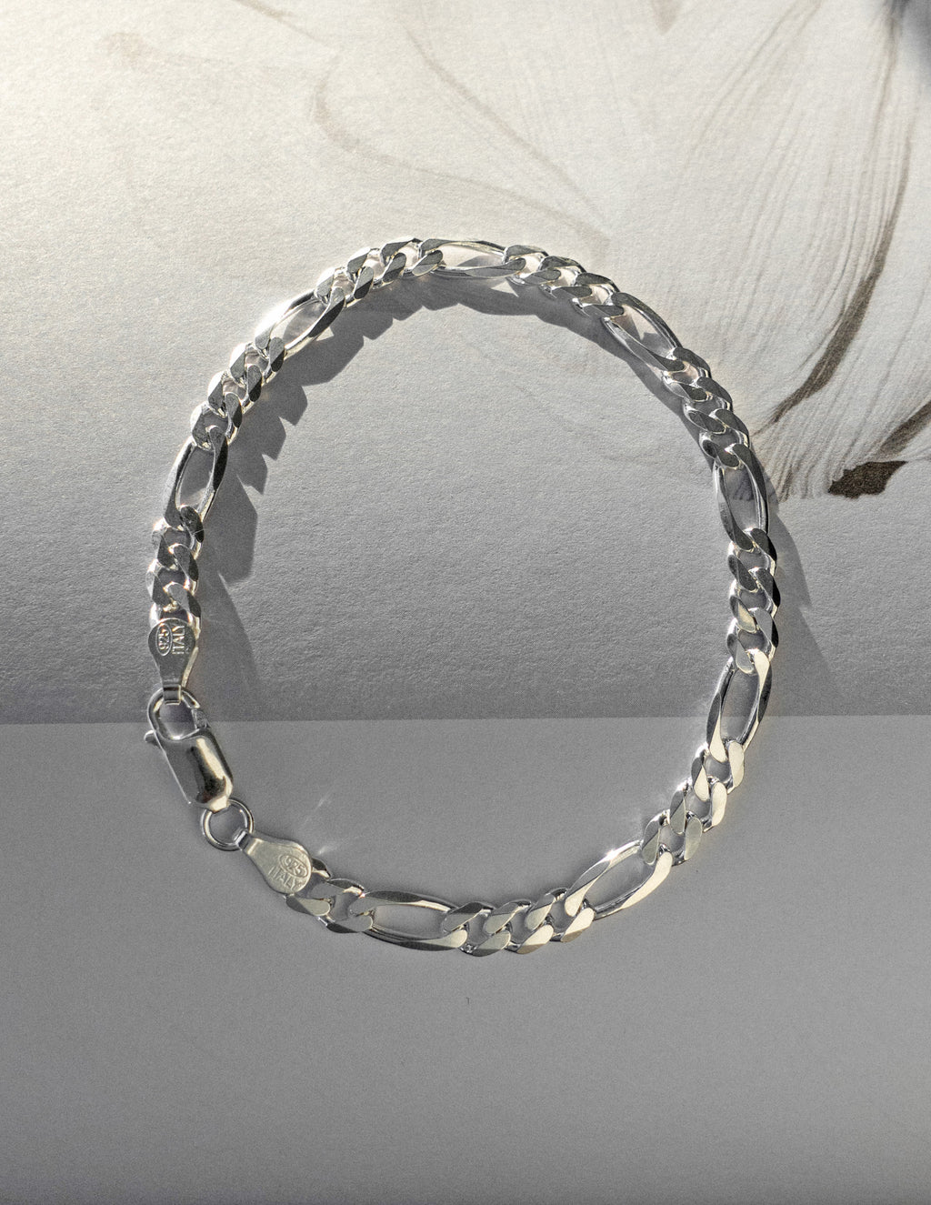 Bold Figaro Chain Bracelet in Silver – Cadette Jewelry