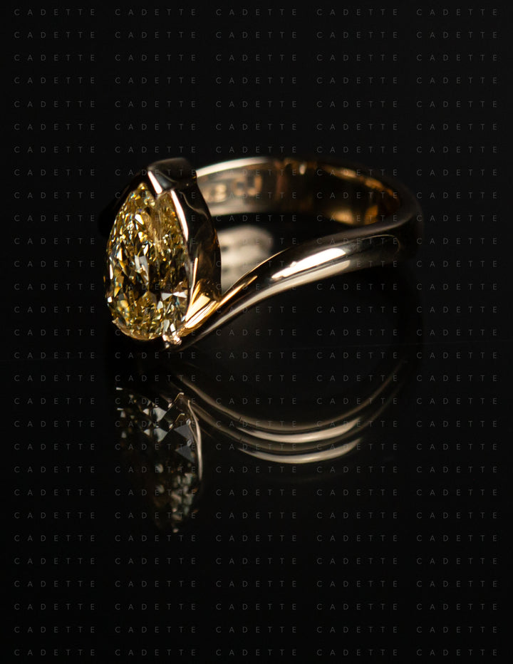 One-of-a-kind — 1.81ct CHAMPAGNE-YELLOW Diamond Pear Rapture Ring