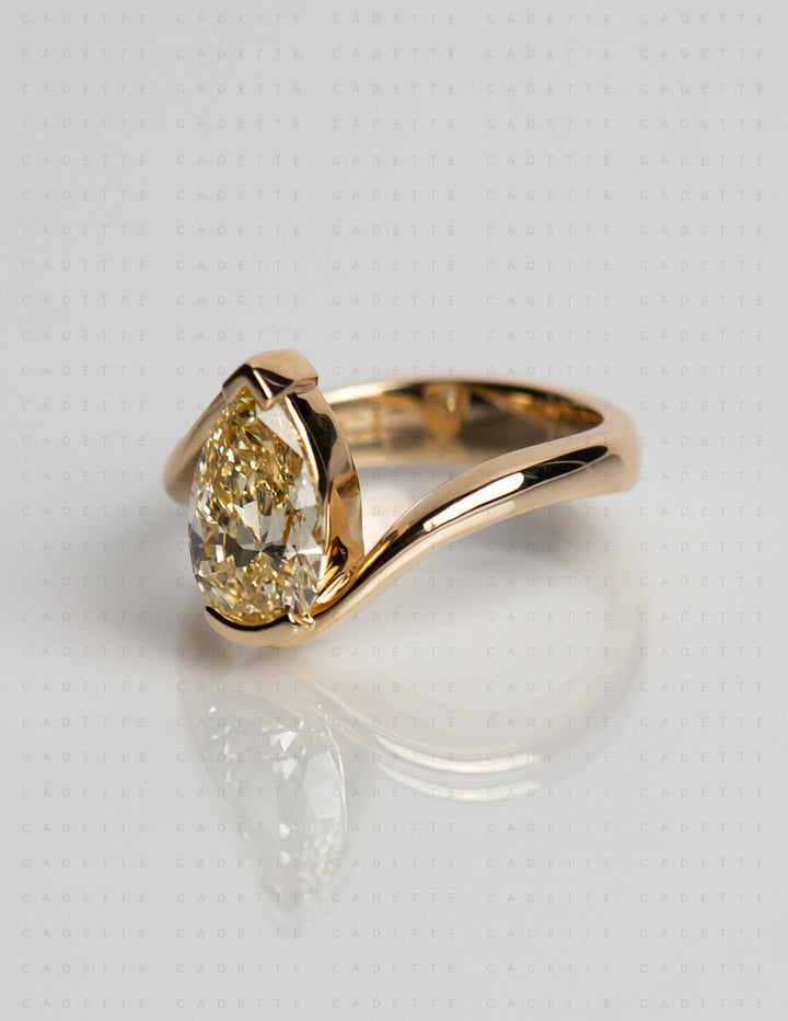 One-of-a-kind — 1.81ct CHAMPAGNE-YELLOW Diamond Pear Rapture Ring