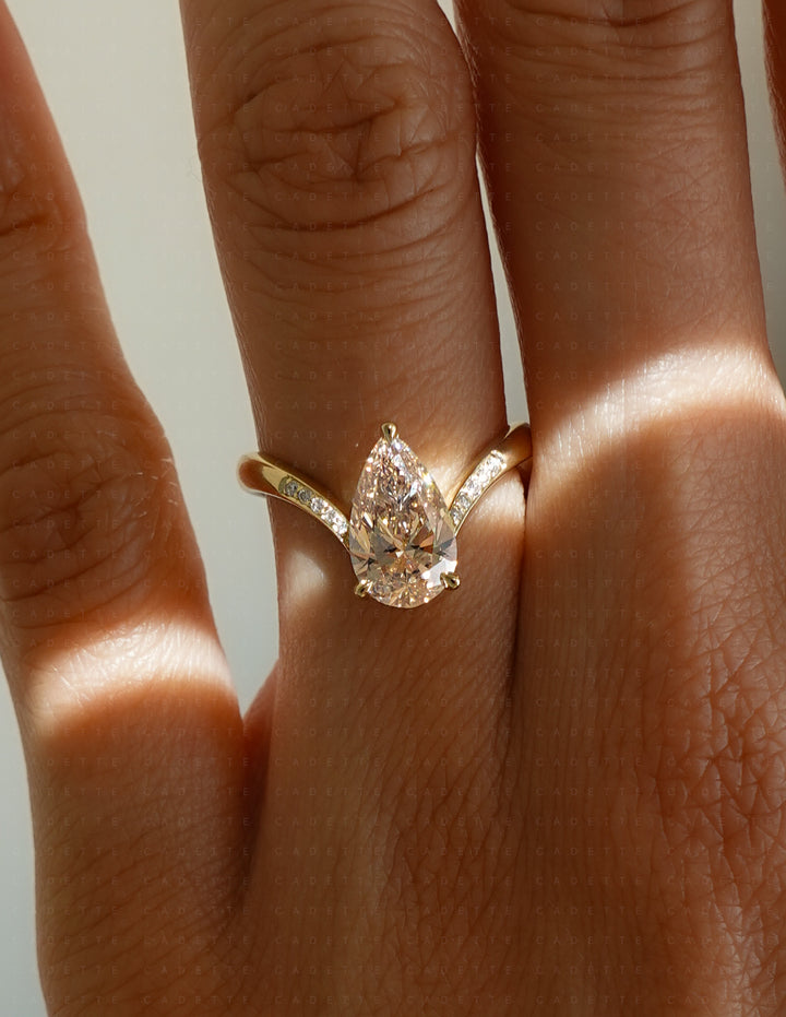 One-of-a-kind — 1.60ct Natural Champagne Diamond Grande Pear Eve Ring