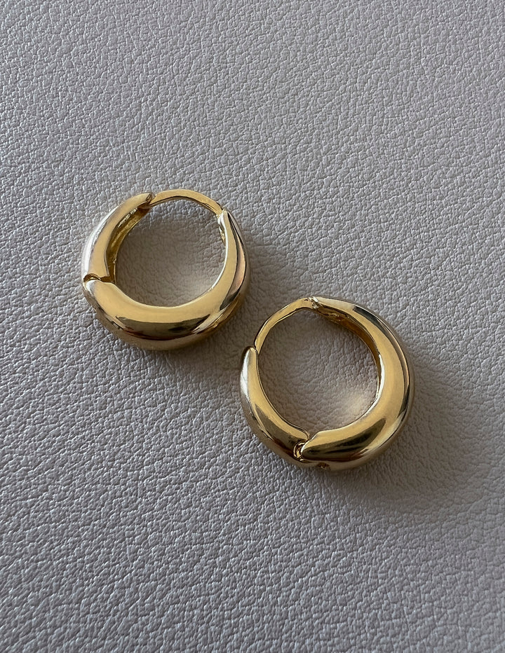 Essential Gold Filled Wide Taper Hoops 4mm