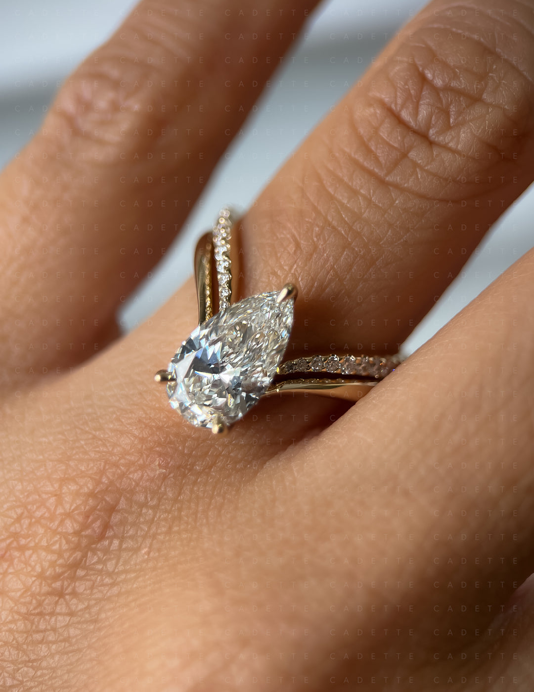 SET — Grande Pear Eve Ring & Band