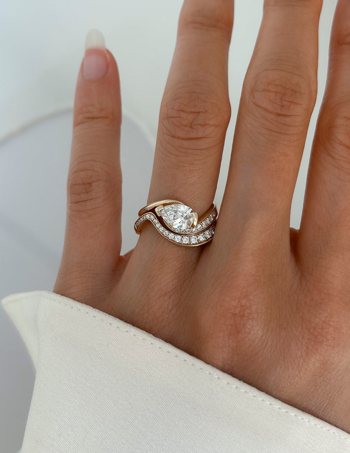 SET — PEAR Demi Pavé Rapture Ring & Band