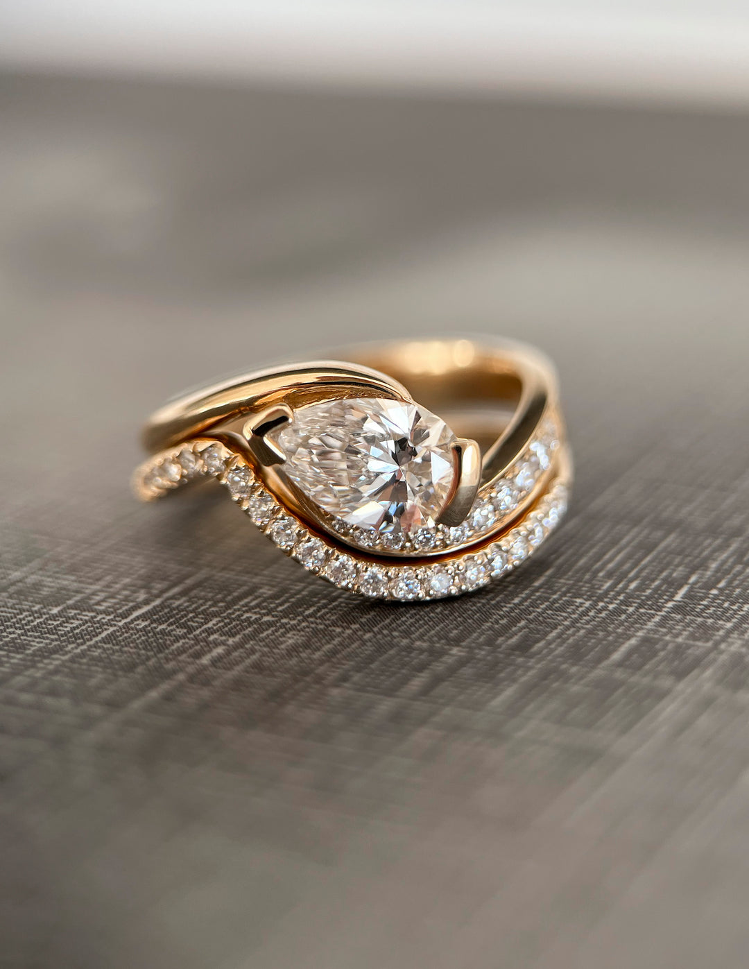 SET — PEAR Demi Pavé Rapture Ring & Band