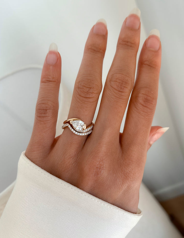 SET — PEAR Demi Pavé Rapture Ring & Band