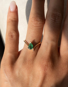 Eve Emerald Ring