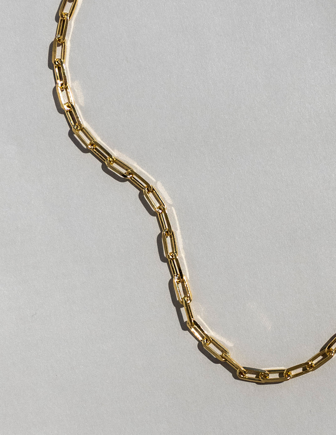 Essential Bold Paperclip Chain in Gold