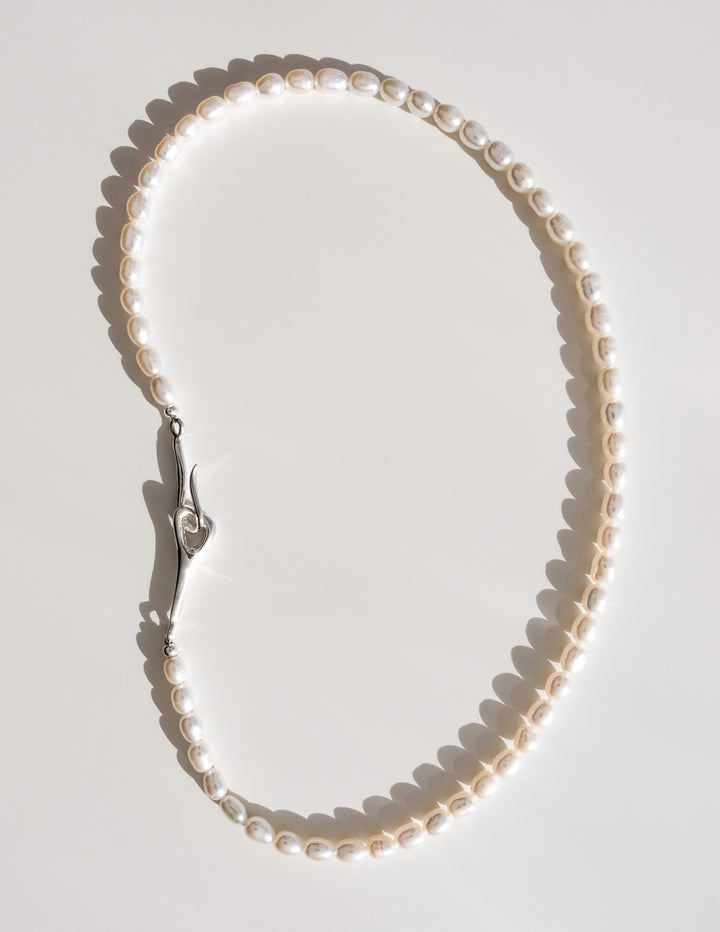 Lyvia Pearl Necklace