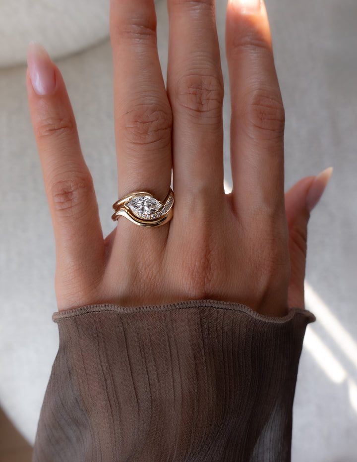 SET — MARQUISE Demi Pavé Rapture Ring & Band