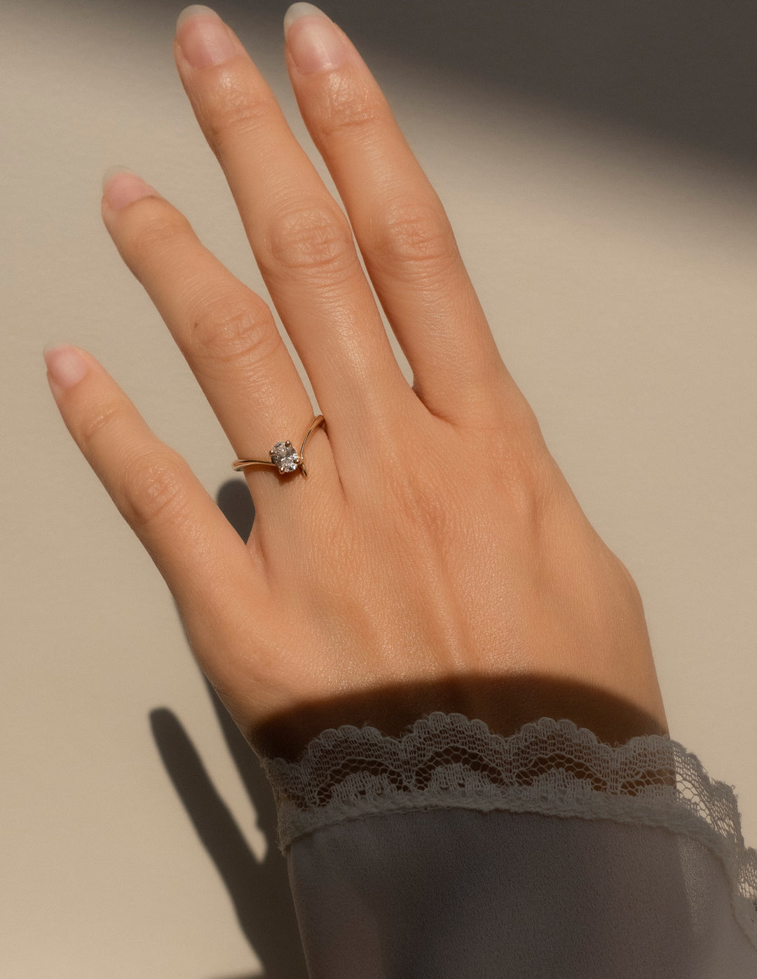 Oval Eve Ring — Claw Setting