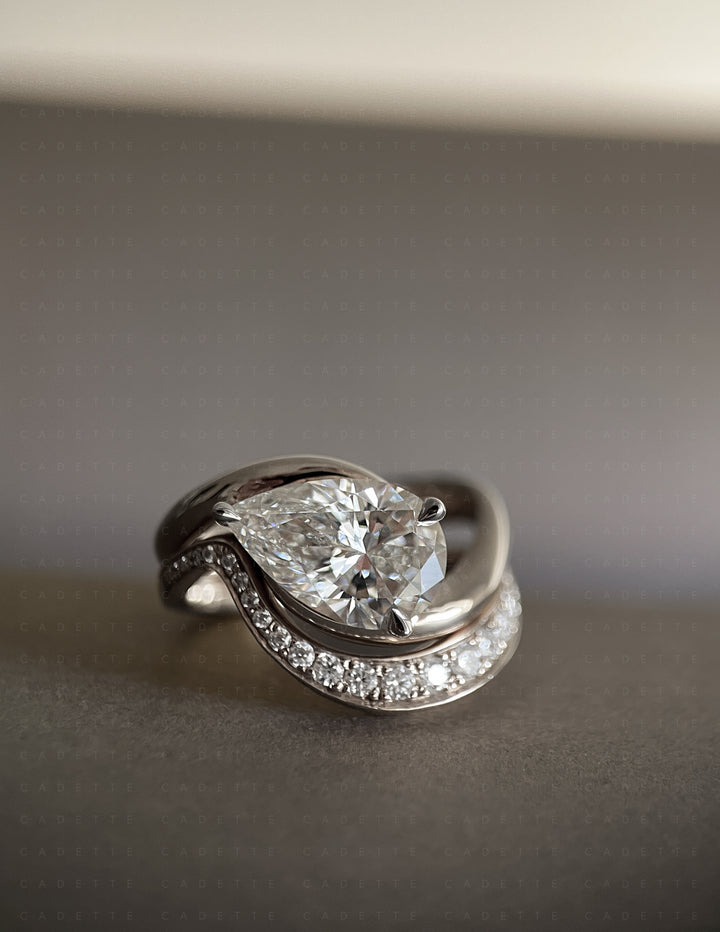 SET — PEAR (Tapered Prong) Rapture Ring & Band