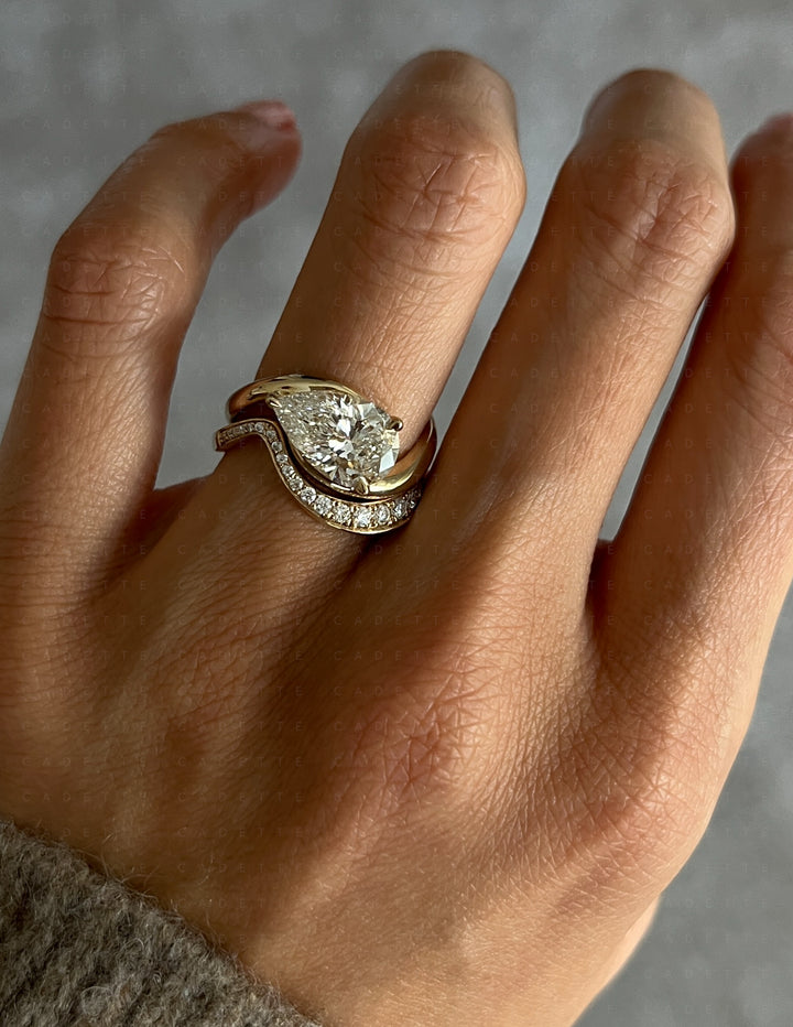 SET — PEAR (Tapered Prong) Rapture Ring & Band