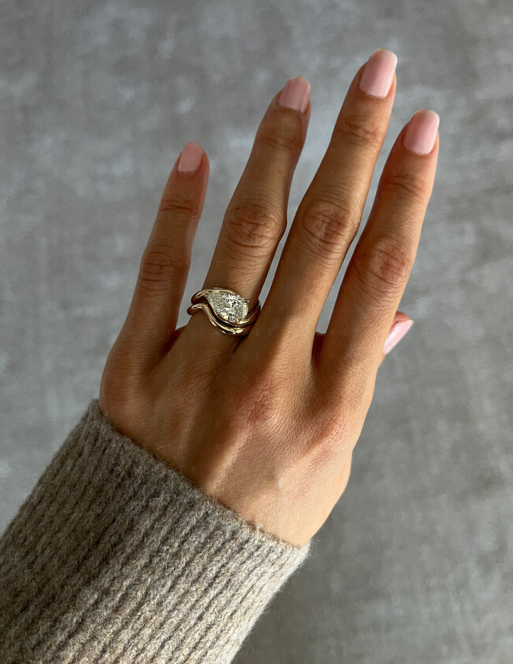 SET — PEAR (Tapered Prong) Rapture Ring & Band
