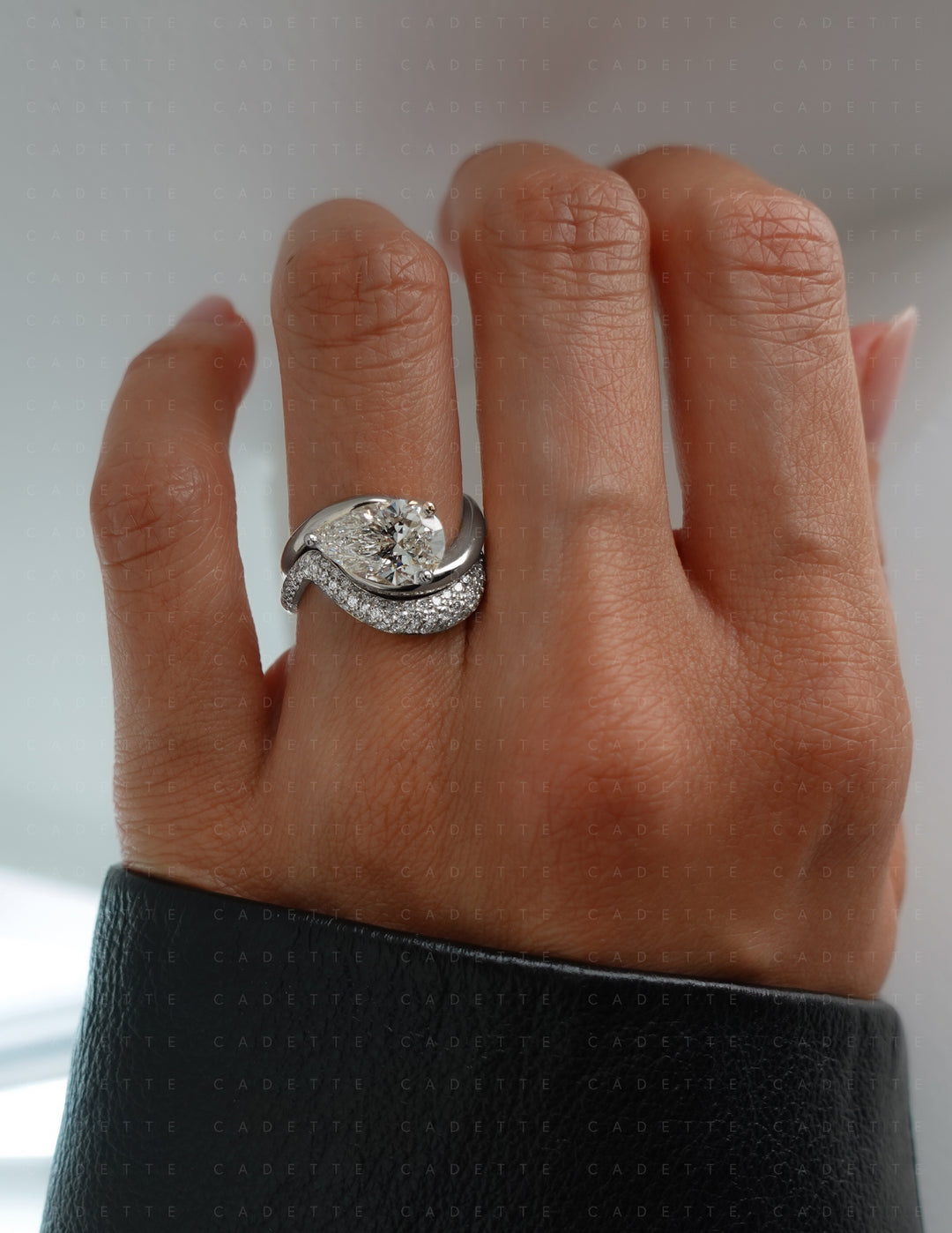 SET — PEAR Rapture Ring & Band
