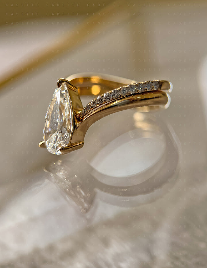 Eve HALF Pavé Band