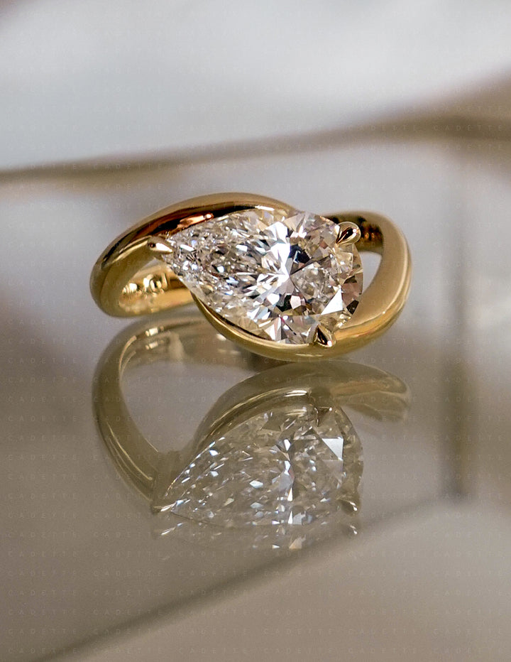 Pear Rapture Ring — TAPERED PRONG Setting