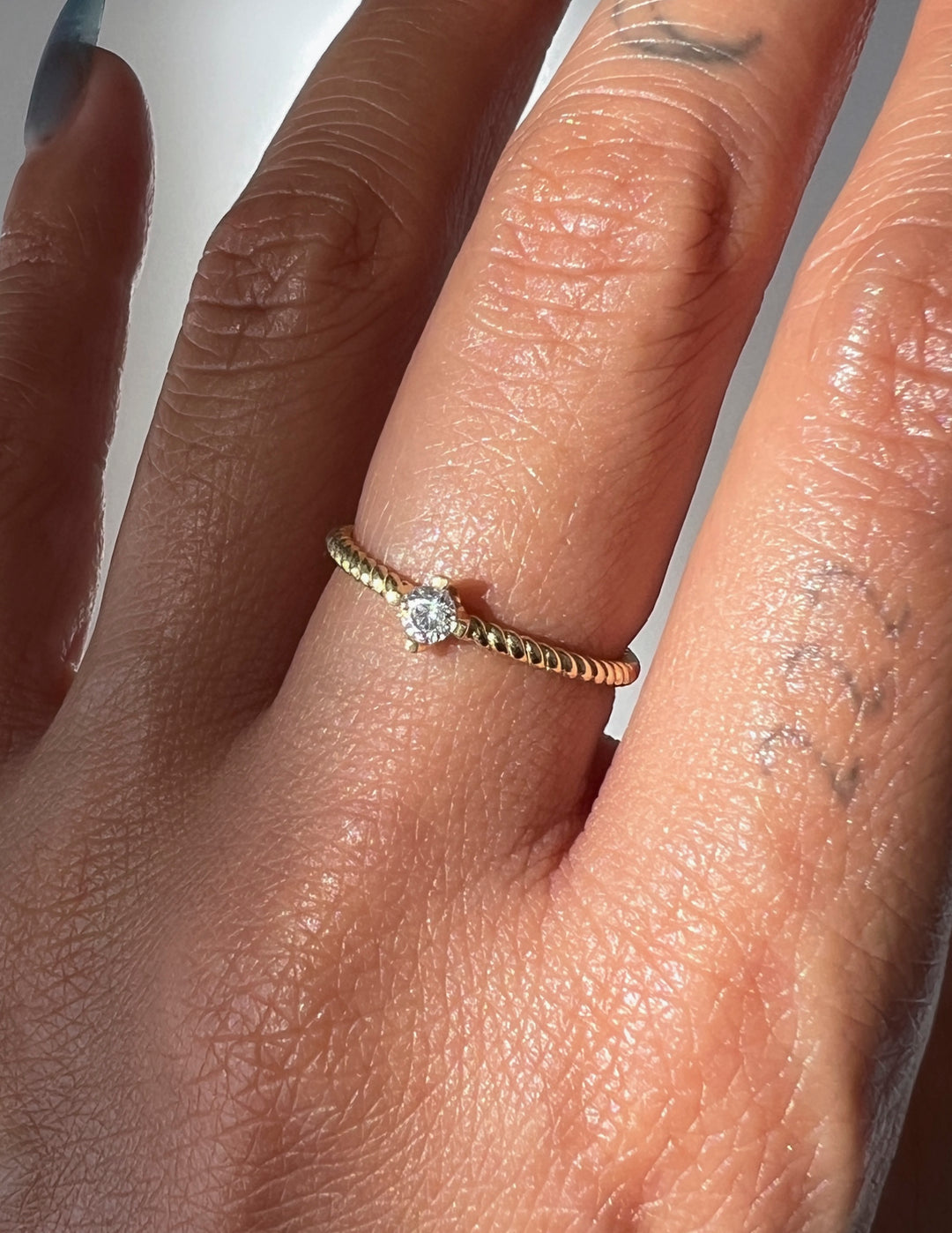 10k solid yellow Gold Rope CZ Claw Stacker Ring