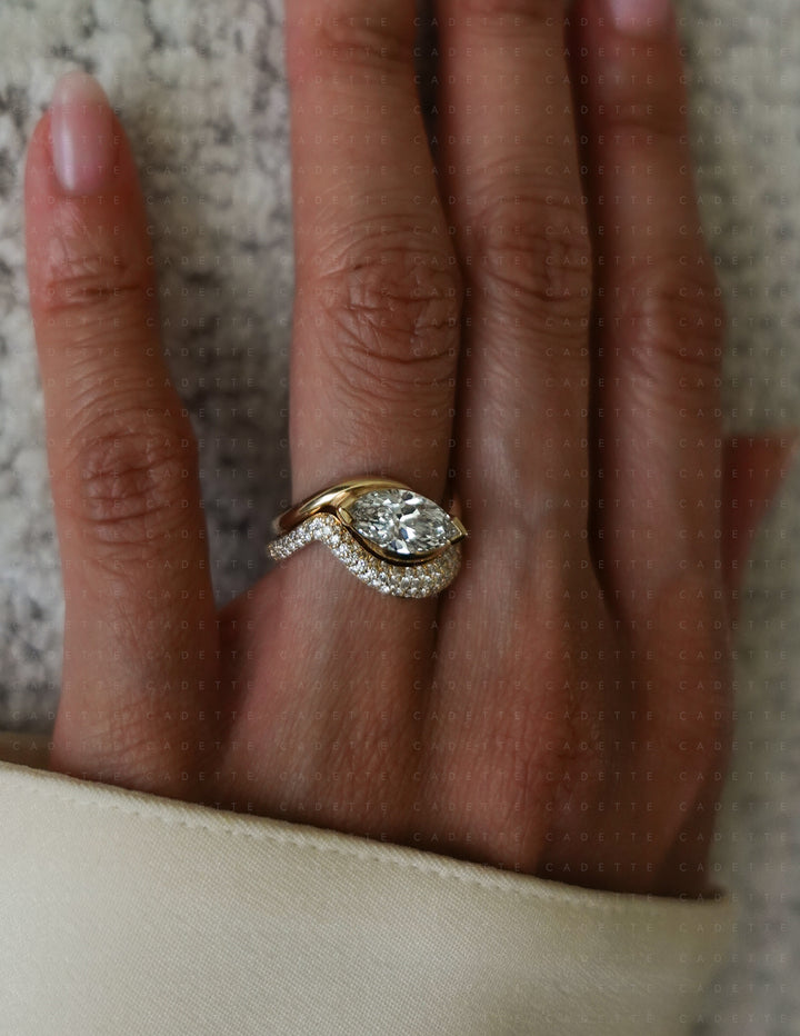 SET — MARQUISE (V-CLAW) Rapture Ring & Band
