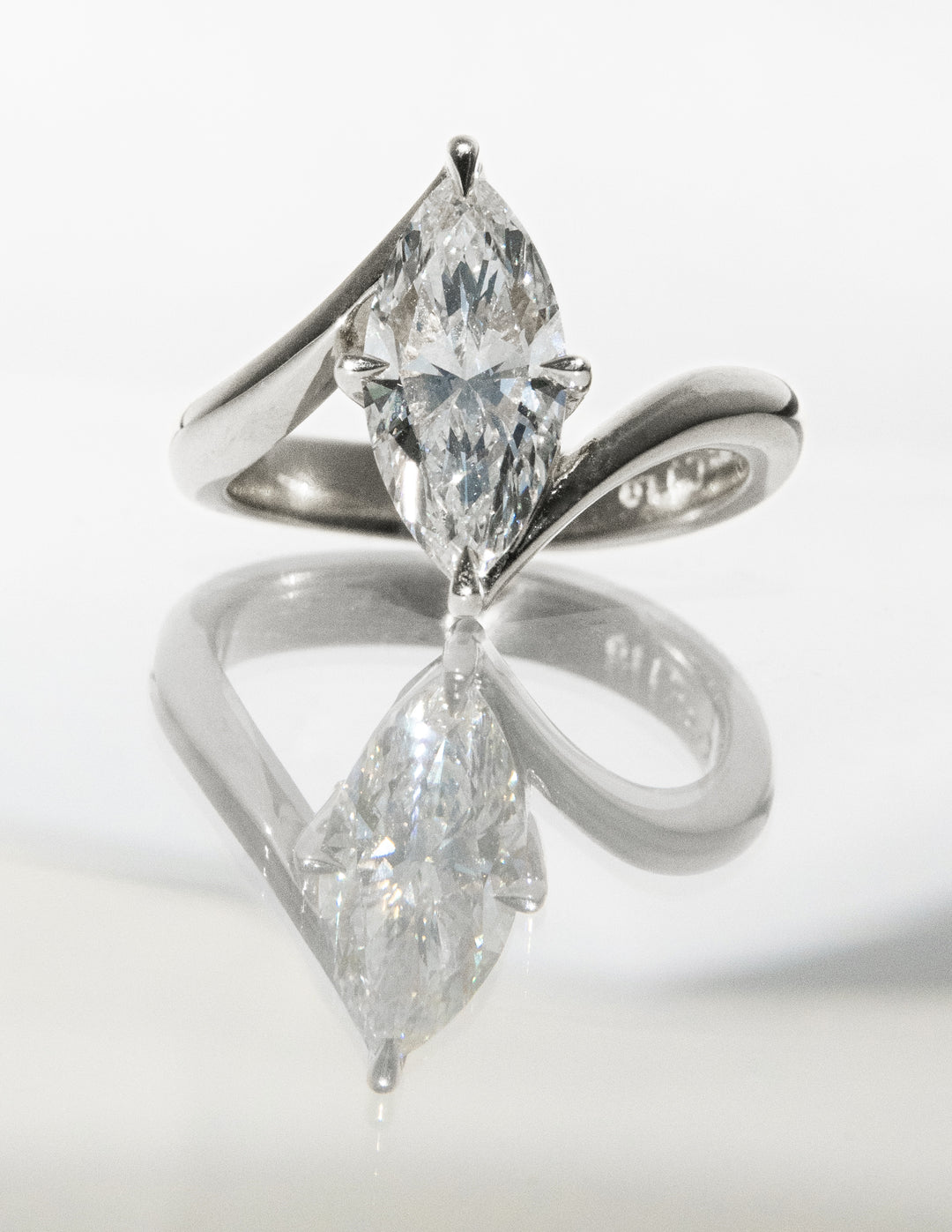 VERTICAL Marquise Rapture Ring — Prong Setting