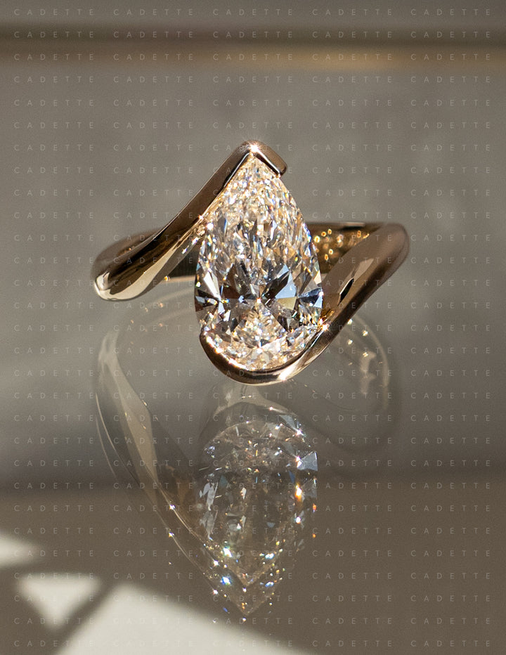 VERTICAL Pear Rapture Ring — Half Bezel Setting