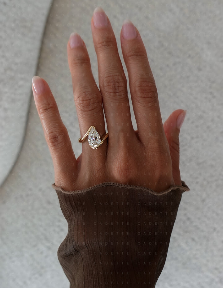 VERTICAL Pear Rapture Ring — Half Bezel Setting