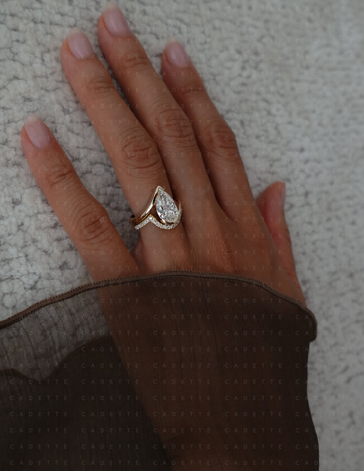 SET — VERTICAL PEAR (Half Bezel) Rapture Ring & Band