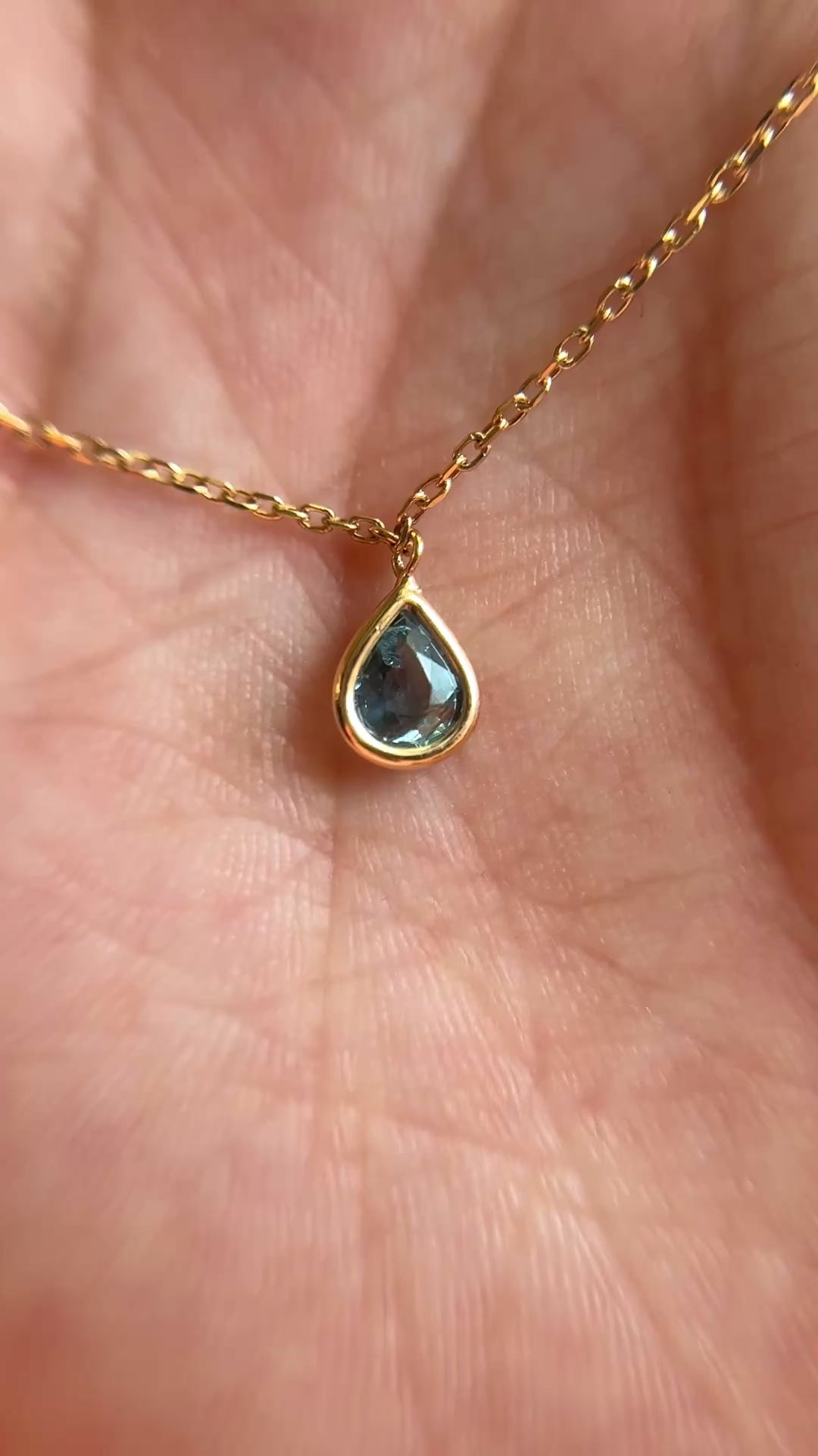 Natural Sapphire Necklace — 14k Gold