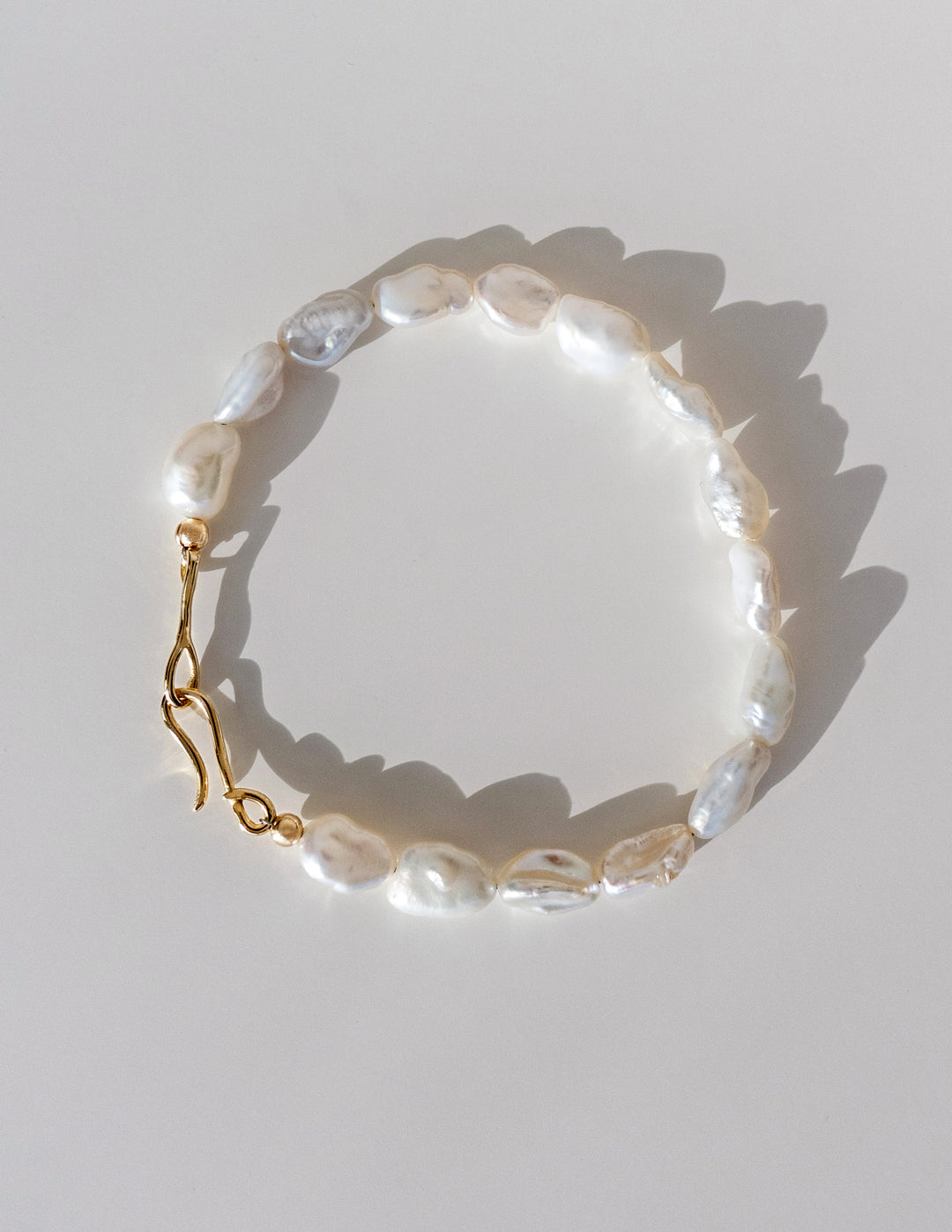 Divina Pearl Bracelet