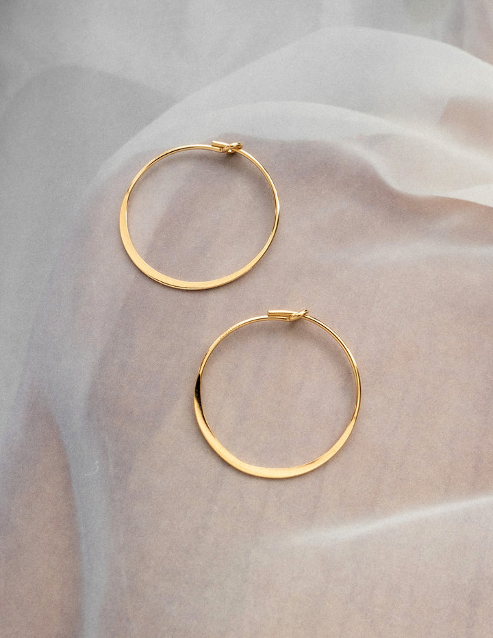 Featherweight Hoops
