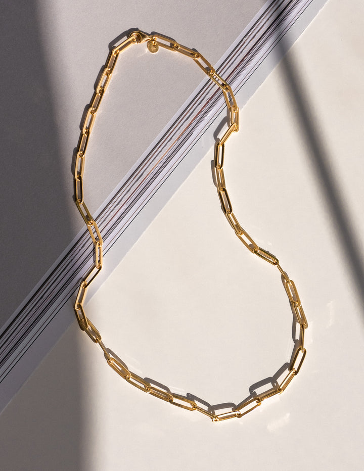 Gold bold paperclip chain necklace