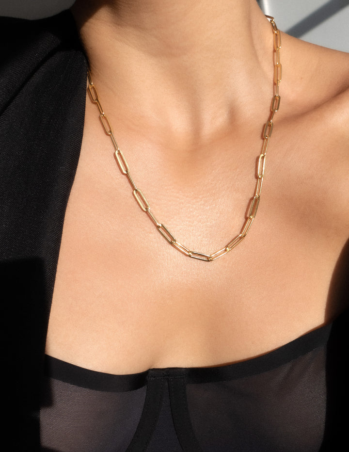 Gold bold paperclip chain necklace