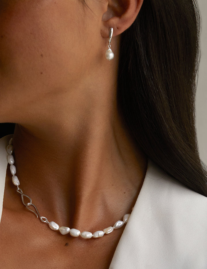 modern baroque pearl earrings and necklace