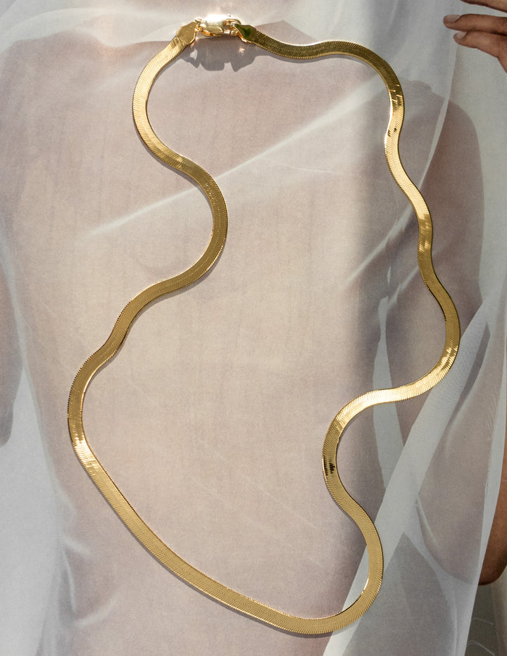 Solis Necklace in 14k Gold